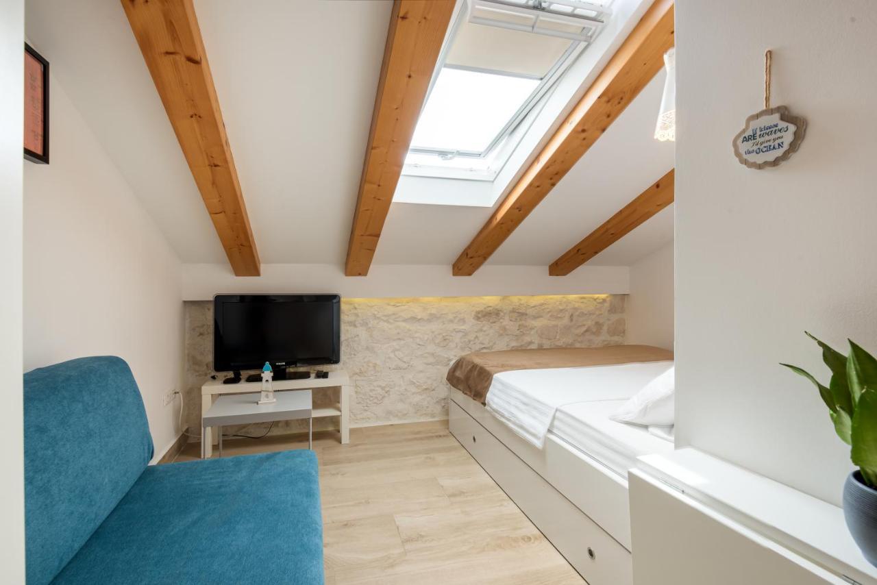 Lighthouse Central Apartments 오미스 외부 사진